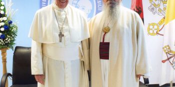 WORLD GRANDFATHER MEETS THE POPE!