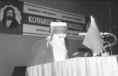Kryegjyshi Botëror Dede Reshat Bardhi duke përshëndetur Kongresin