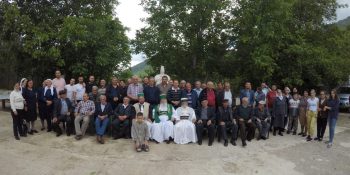 The pilgrimage takes place in the tekke of Bllaca