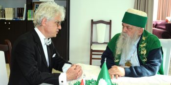 The World Leader receives at the Holy See the Ambassador of the Republic of Poland, Mr. Karol Bachura