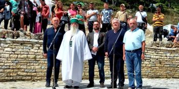 THE TRADITIONAL BEKTASHIAN CEREMONY WAS HELD ON THE MYSTIC MOUNTAIN OF TOMORRI