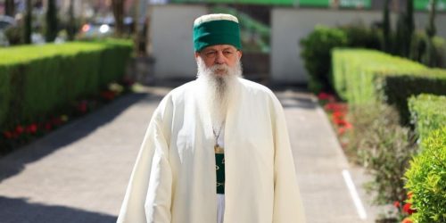 URIM I KRYEGJYSHIT BOTËROR HAXHI DEDE BABA EDMOND BRAHIMAJ ME RASTIN E PASHKËVE KATOLIKE