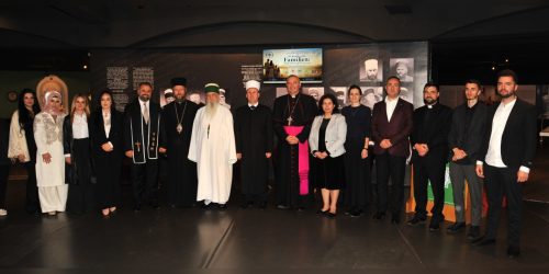 DITA NDËRKOMBËTARE E FAMILJES