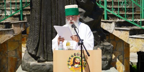 ZHVILLOHET CEREMONIA E ASHURES NË TEQENË E TURANIT, KORÇË