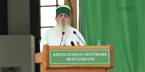 PËRKUJTOHET 35-VJETORI I RIHAPJES SË KRYEGJYSHATËS BOTËRORE BEKTASHIANE. SESION SHKENCOR DHE AKTIVITETE TË SHUMTA