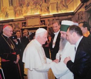 Baba Mondi dhe Papa Venedikti 16